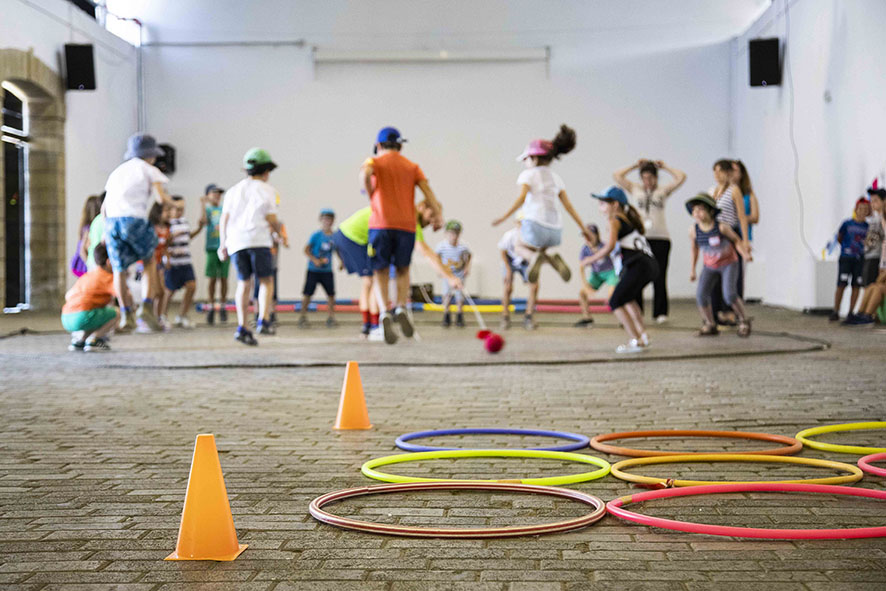 Summer Camp στην Τεχνόπολη: 10 λόγοι που το καθιστούν την πιο συναρπαστική και δροσερή καλοκαιρινή εμπειρία για παιδιά